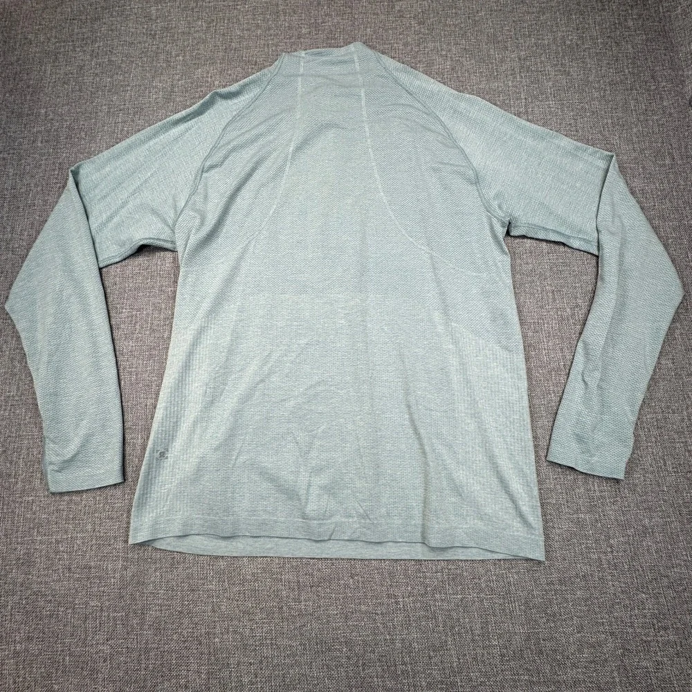 Lululemon Metal Vent Tech 1/2 Zip 2.0 Pullover Men Large Light‎ Blue Running